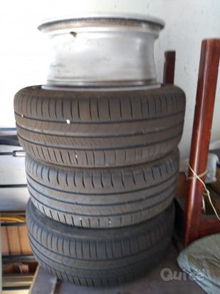 Vendo cerchi lega originali Ford focus con pneumatici estivi foto-10088