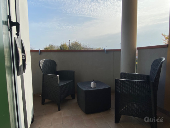 MOLTO LUMINOSO ED IN ECCELLENTE STATO D'USO foto-69745