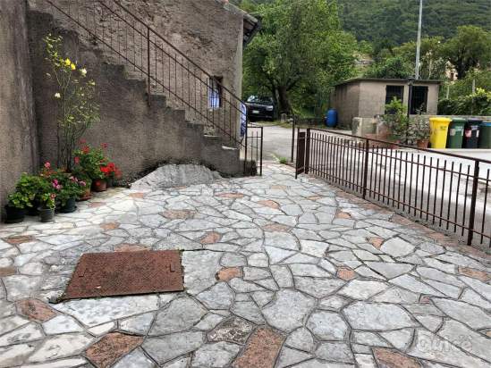 Porzione di Casa S. Floriano VITTORIO V.to a Vittorio Veneto foto-71541