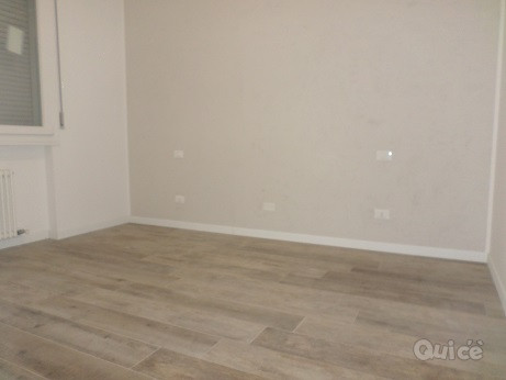 APPARTAMENTO CON DUE CAMERE RISTRUTTURATO foto-84072