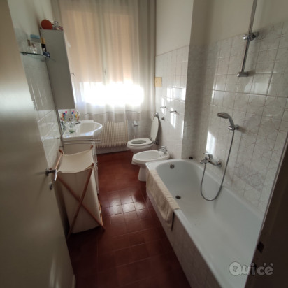 Susegana centro vendo appartamento tre camere doppi servizi foto-97226