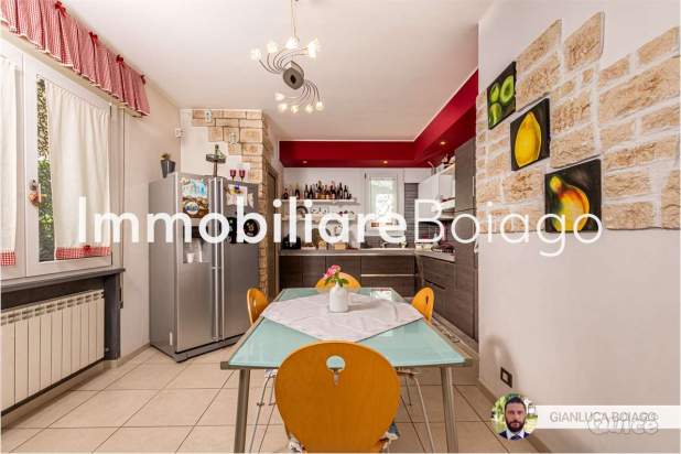 Villa singola dalle generose dimensioni a Casier foto-106931