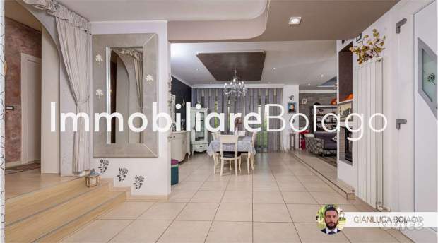 Villa singola dalle generose dimensioni a Casier foto-106930