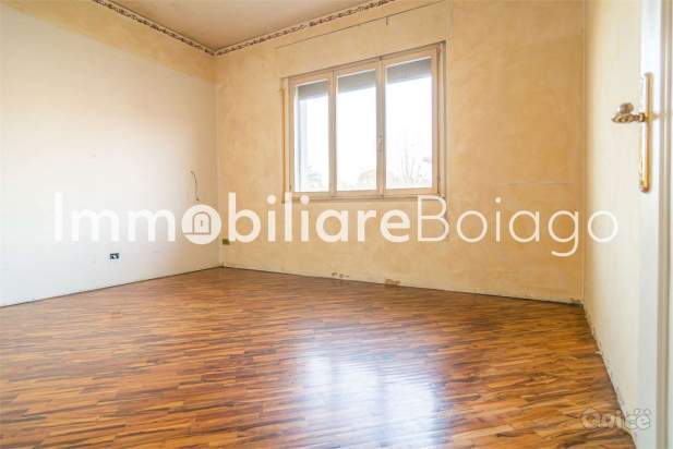 MIDI A DUE PASSI DAL CENTRO DI PAESE a Paese foto-107720