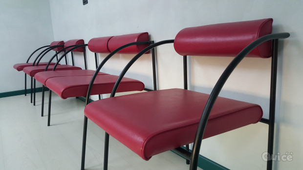 Sedie sala d'attesa foto-120548