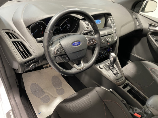 Ford Focus ST Line sw foto-131336