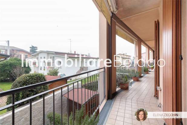 TRICAMERE, DOPPI SERVIZI con piscina condominiale a Treviso foto-139144