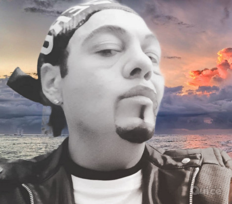 Cerco amica per passeggiare e scambio opinioni  foto-141134