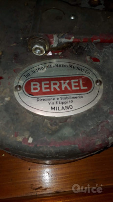 Affettatrice rossa berkel foto-12192