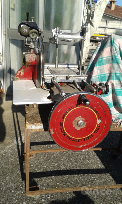 Affettatrice rossa berkel foto-1925