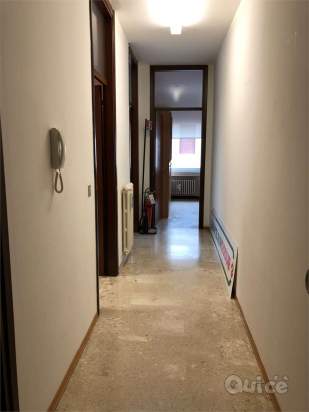 UFFICIO AL CENTRO di Vittorio Veneto a Vittorio Veneto foto-13761