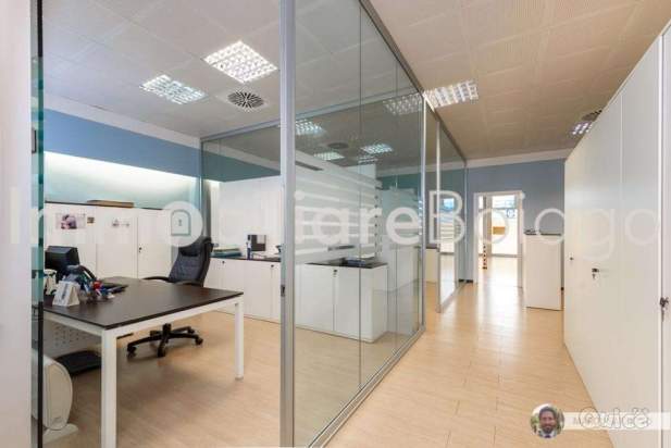 COMODISSIMO SPAZIO COMMERCIALE DIREZIONALE 240 MQ a Spresiano foto-171269