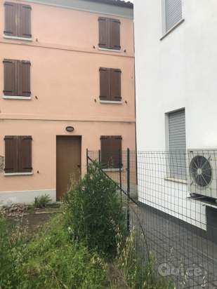 Casa a schiera in vendita a Novi di Modena (Modena) foto-22597