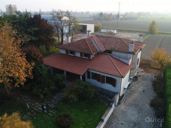 Villa in vendita a San Giorgio Bigarello (Mantova) foto-23056