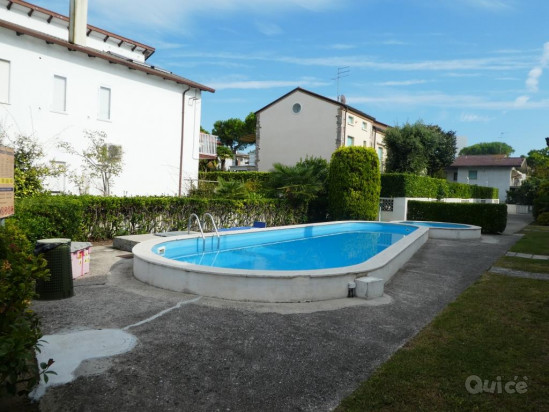 JESOLO APPARTAMENTO IN PICCOLO RESIDENCE CON PISCINA  foto-1447