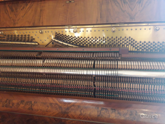 Pianoforte verticale foto-16541