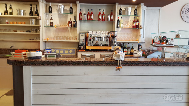 VENDESI ATTIVITAì DI BAR MOLTO BEN AVVIATA foto-16861