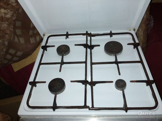 Fornello a gas Ariston praticamente nuovo foto-225252