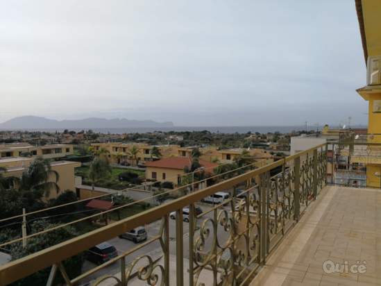 Appartamento in vendita a Cinisi (PA) foto-230568