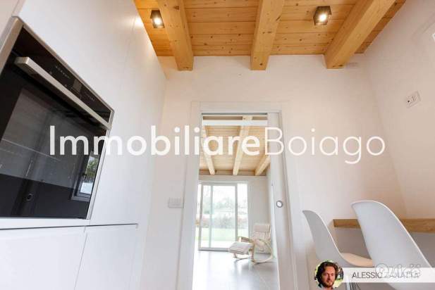 Singola da sogno con 1000 mq di giardino privato a Casier foto-241201