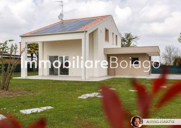 Singola da sogno con 1000 mq di giardino privato a Casier foto-241187