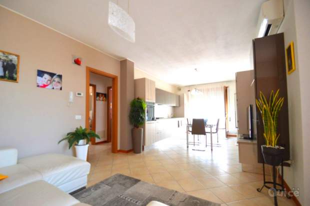 Appartamento in vendita a Zugliano (Vicenza) foto-28110