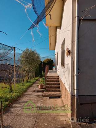 Casa singola in vendita a Caltrano (Vicenza) foto-242395