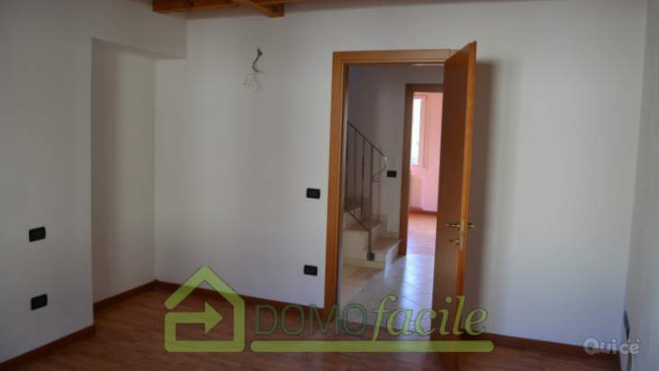 Casa a schiera in vendita a Schio (Vicenza) foto-242549