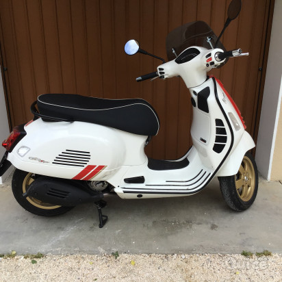 Vendo Piaggio Vespa 300 GTS hpe - 2021 con 400 km percorsi  foto-255988