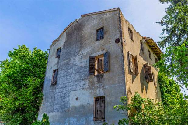 CORDIGNANO PONTE MUDA RUSTICO CON MQ. 4000 TERRENO a Cordignano foto-258426