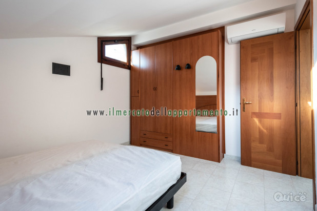 Lignano, appartamento trilocale mansardato tra il centro e la spiaggia foto-267044