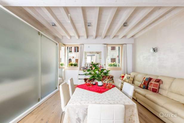 Palazzetto con terrazzo abitabile a Treviso foto-284652