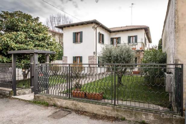 Villa singola con dependance a Treviso foto-32453