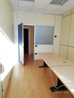 Ufficio prestigioso nella zona di Ala a Ala foto-305711