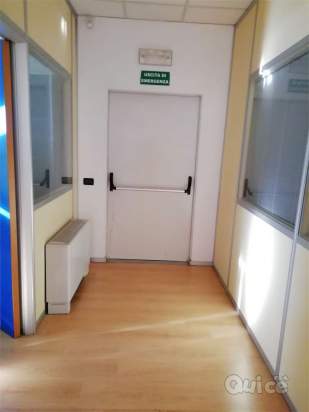 Ufficio prestigioso nella zona di Ala a Ala foto-305713