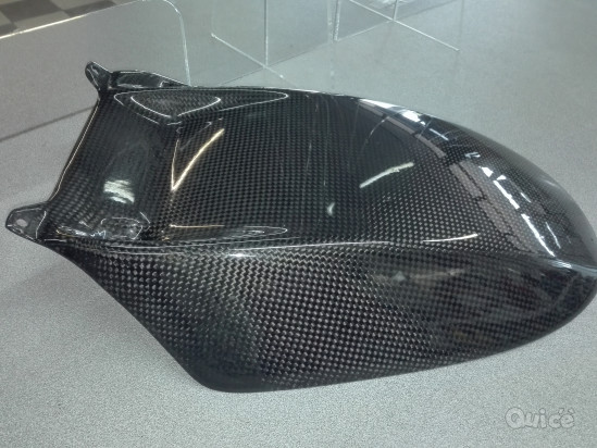 Parafango posteriore in Carbonio per Aprilia Rsv/Tuono 1000  foto-308472