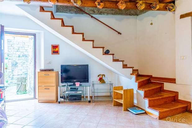 RUSTICO RISTRUTTURATO IN BORGO a Tarzo foto-310593