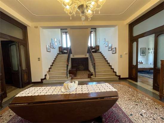 SPLENDIDA VILLA A VITTORIO VENETO a Vittorio Veneto foto-313803