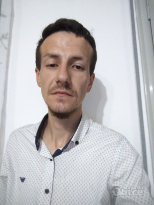 Cerco lavoro tutto fare anche per pochi giorni foto-36404