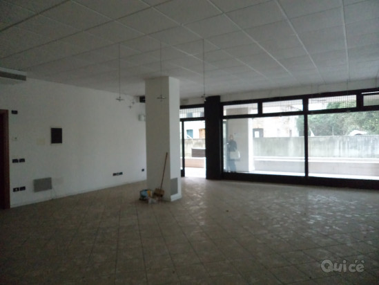CONEGLIANO - COLLEGIO IMMACOLATA . UFFICIO - NEGOZIO RECENTE COSTRUZIONE 100 MQ foto-39005