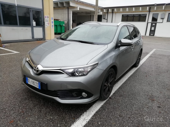 Toyota Auris Touring Sport  foto-40102