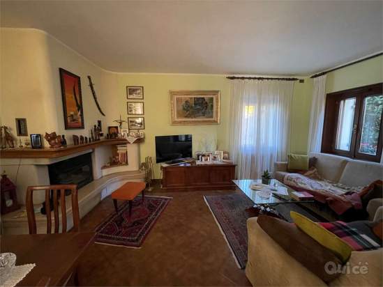 2 ABITAZIONI CON AMPIO GIARDINO A CARPESICA a Vittorio Veneto foto-349304