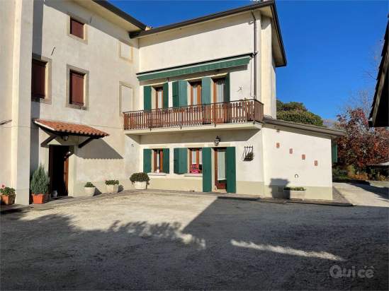 2 ABITAZIONI CON AMPIO GIARDINO A CARPESICA a Vittorio Veneto foto-349302