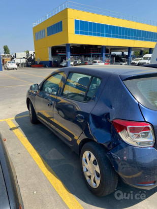 dacia sandero per pezzi di ricambio foto-22171
