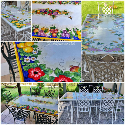 Tavoli in pietra lavica con decorazioni a mano a Napoli e in Campania foto-354106