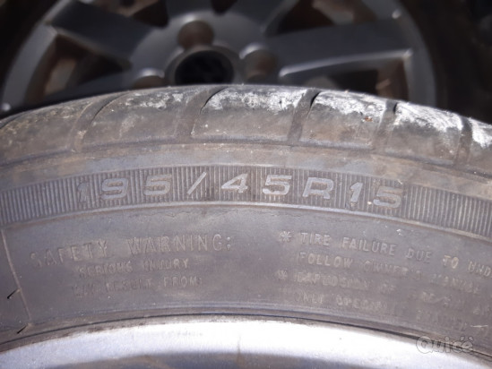 Pneumatici estivi 195 / 45 R15   cerchi lega Polo foto-23013