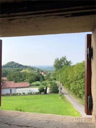 INTERA CASA BIFAMILIARE con giardino  a Fregona. a Fregona foto-364871