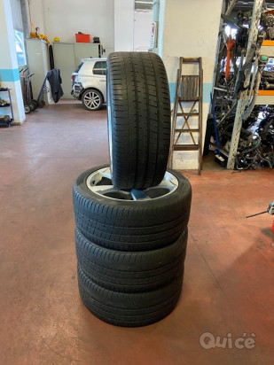 vendesi gomme con cerchi in lega da 20 audi a8 come da foto  foto-4260