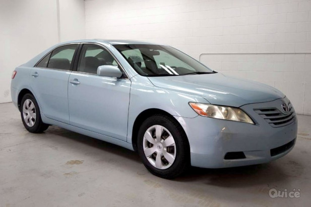 Toyota Camry LE del 2009 foto-367798