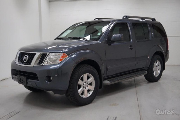 Nissan Pathfinder SE del 2010 foto-43016